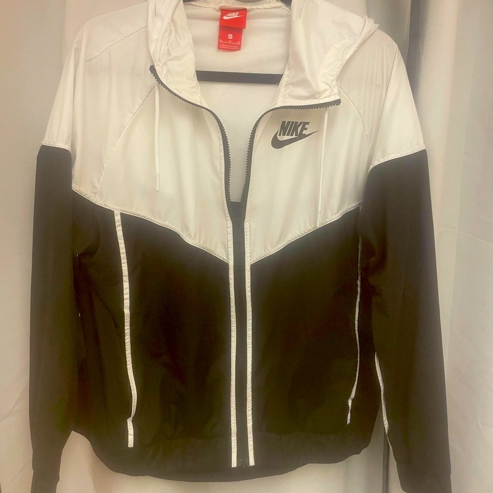 Nike Women's Windbreaker